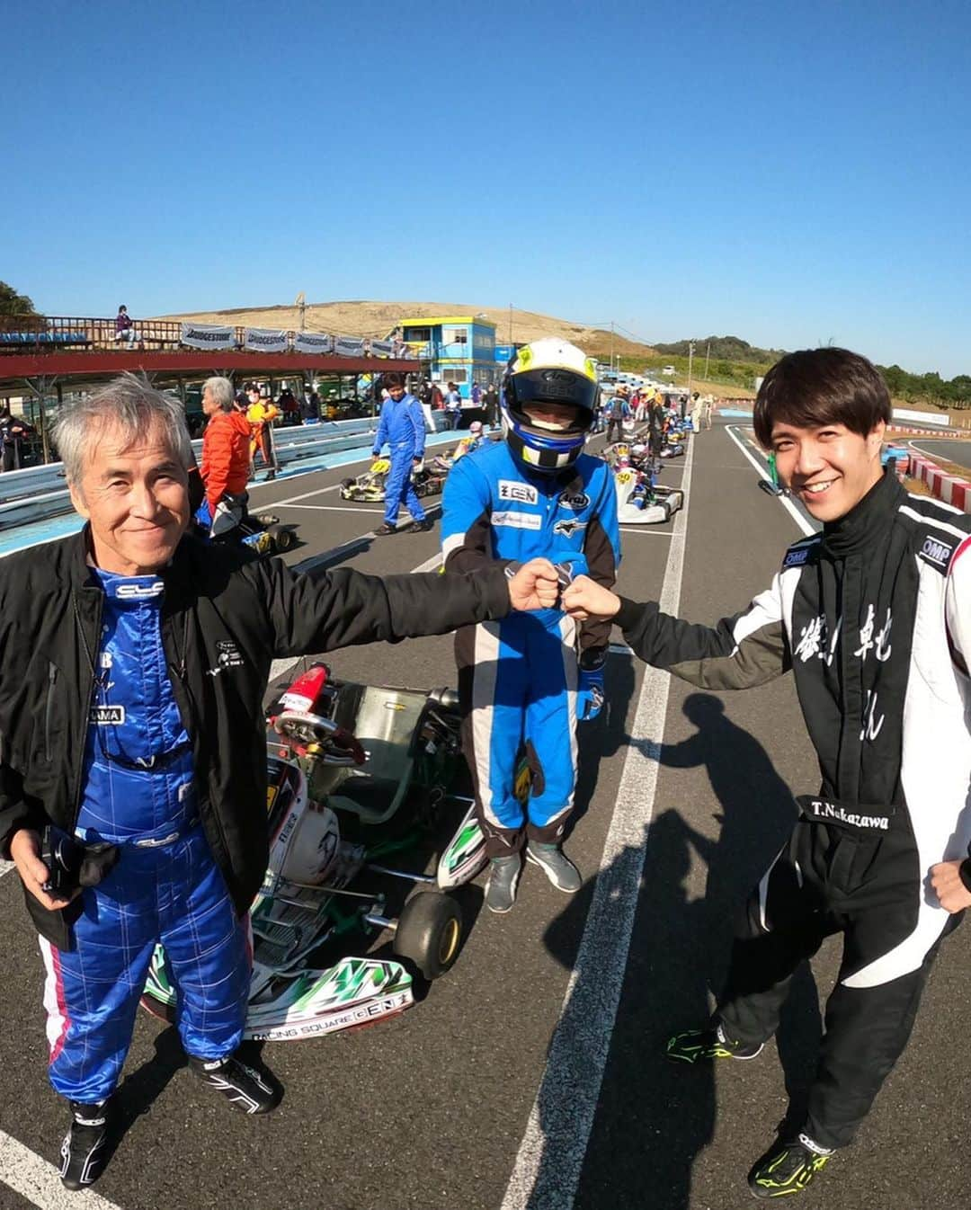 中澤卓也さんのインスタグラム写真 - (中澤卓也Instagram)「今日は新東京サーキットにて4時間耐久レース公式戦に出場！完全プライベートです✌️笑 無事に完走してベストパフォーマンス賞を獲得！🥺 チーム代表野口さん＆土屋さん、お疲れ様でした！楽し過ぎた🤤 #新東京サーキット #4時間耐久レース #supergtk #無事完走 #楽し過ぎた #お疲れ様でした #歌手です #北のたずね人 #中澤卓也」11月14日 21時38分 - takuya_nakazawa.118