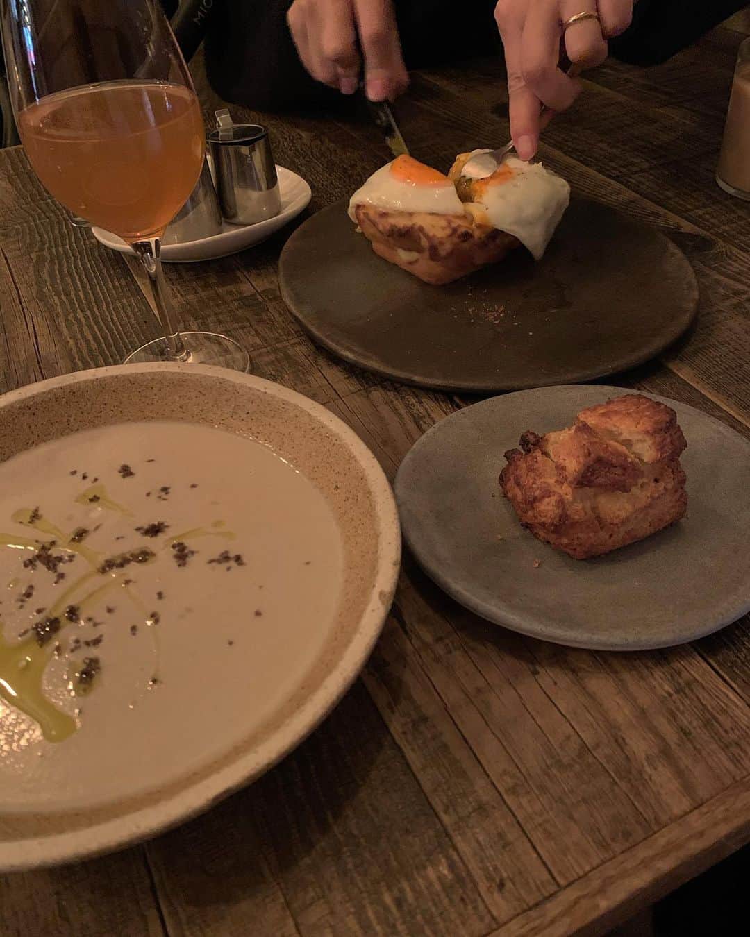 藤田ななみのグルメインスタ