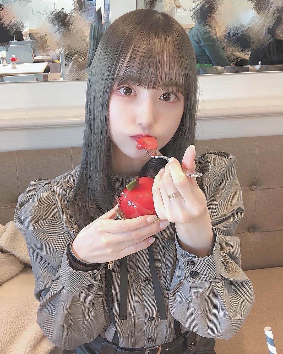 真城里帆のグルメインスタ