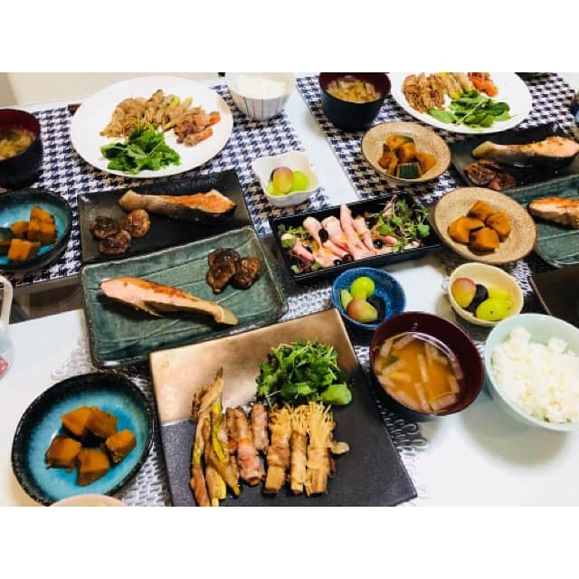 山田真以さんのインスタグラム写真 - (山田真以Instagram)「#おうちごはん　 #メモ #備忘録  離乳食作りも始まってキッチンでてんやわんやの日々😇 #クッキング#クッキングラム#家ごはん#真以食堂#真以ごはん」11月14日 22時12分 - maaai.yamada