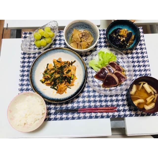 山田真以さんのインスタグラム写真 - (山田真以Instagram)「#おうちごはん　 #メモ #備忘録  離乳食作りも始まってキッチンでてんやわんやの日々😇 #クッキング#クッキングラム#家ごはん#真以食堂#真以ごはん」11月14日 22時12分 - maaai.yamada