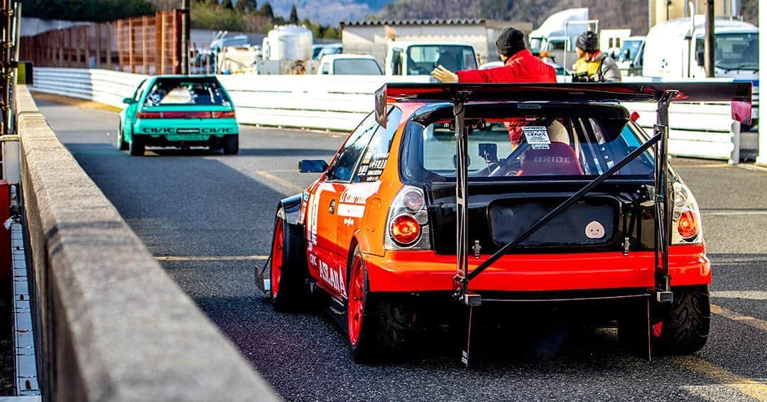 mistbahnさんのインスタグラム写真 - (mistbahnInstagram)「_ minds Honda EK9 CIVIC TYPE R _ _ Shot on 19-Jan 2020  "CTAC(Central Time Attack Challenge)" at Central Circuit (Hyogo, Japan) _ owner: @akokatsu photo: @mistbahn _ _ JP) 2020年01月19日、セントラルサーキットで開催されたCTAC(セントラル・タイムアタック・チャレンジ)で撮影。 _ _ #ctac #ctac2020 #centralcircuit #セントラルサーキット #minds #マインズ #aslan #アスラン #aslan_inc_japan #honda #civic #hondacivic #ホンダシビック #シビック #ek9 #ek #ekcivic #osakajdm #kanjo #kanjostyle #kanjoracer #kanjozoku #timeattack #timeattackjapan #bseries #b18 #b18c #vertex #tuningcartimeattack #hondasontrack」11月14日 22時17分 - mistbahn