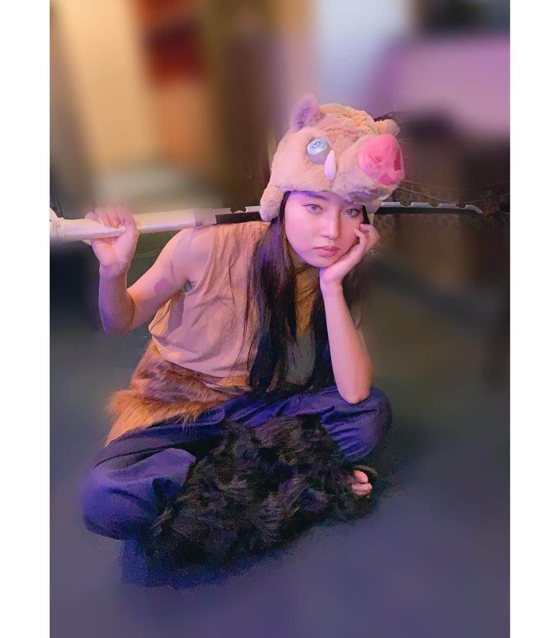 小池優奈さんのインスタグラム写真 - (小池優奈Instagram)「今年のハロウィン仮装は大好きな鬼滅の刃の伊之助🐗 映画見たら余計好きになった💗  てか載せるの遅すぎました。  #はしびらいのすけ #嘴平伊之助 #鬼滅の刃 #猪突猛進 #鬼滅の刃コスプレ #仮装 #コスプレ #鬼滅の刃仮装 #ハロウィンコスプレ #ハロウィン #遅すぎ」11月14日 22時37分 - annas_yuna