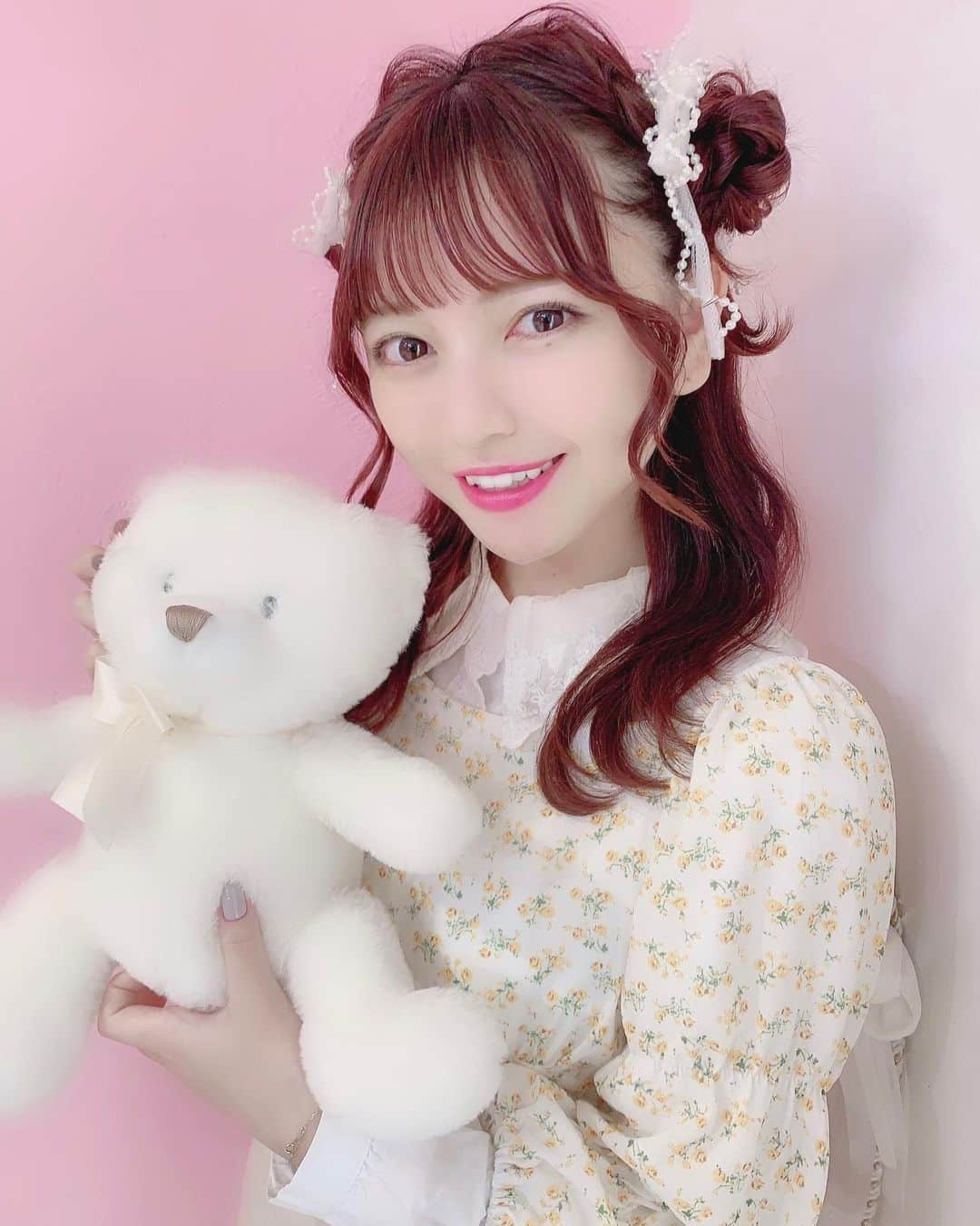 廣川奈々聖さんのインスタグラム写真 - (廣川奈々聖Instagram)「@imari_style さんにしてもらった🐻﻿🤍 ﻿ リボンまでかわいい〜天才アレンジ！﻿ ﻿ ﻿ ﻿ ﻿ ﻿ ﻿ #くまさんヘア#ヘアアレンジ#韓国ヘア#ゆるふわ巻き#ゆるアレンジ#お団子ヘア#お団子アレンジ#ヘアアレンジ#リボンアレンジ」11月14日 22時42分 - nanaseven7_u_u