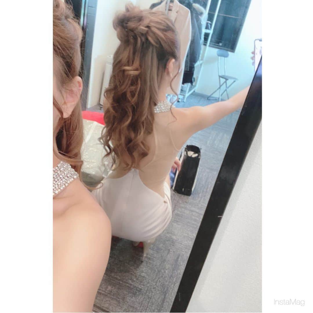 あゆかのインスタグラム：「昨日の😎 後ろもかわいい😍 今日もふぁいとー！！！  .  .  #千葉キャバクラ#千葉富士見キャバ嬢#千葉富士見町キャバ嬢#千葉富士見キャバクラ#arドレス#ジュエルズドレス#コロナに負けるな#コロナに負けるな日本#オンラインキャバクラ#ファッション好きな人と繋がりたい#ヘアメイク#お家スタイル#息してる？#followｍe4 #follow4like#followtrain」