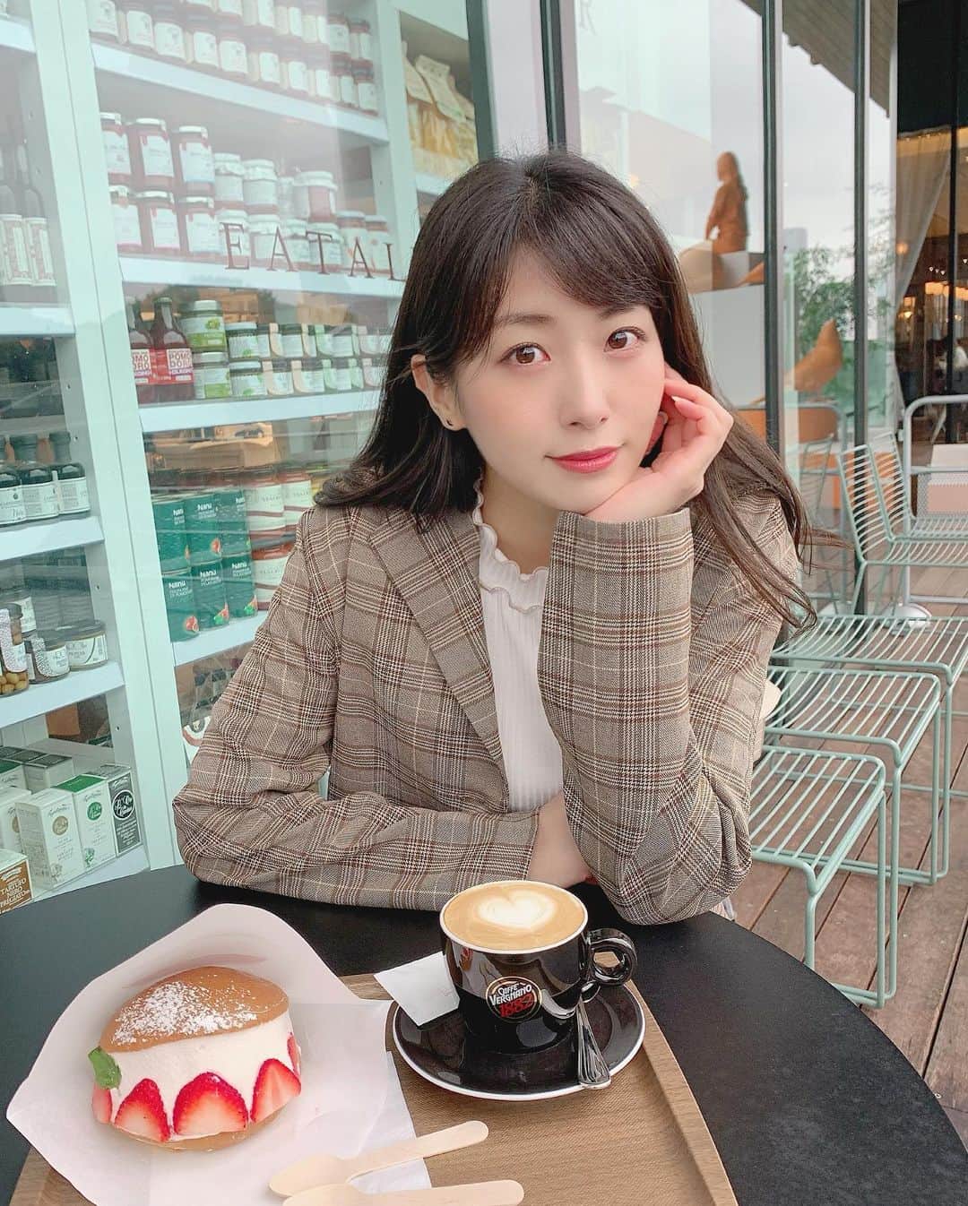 関根ささらのグルメインスタ