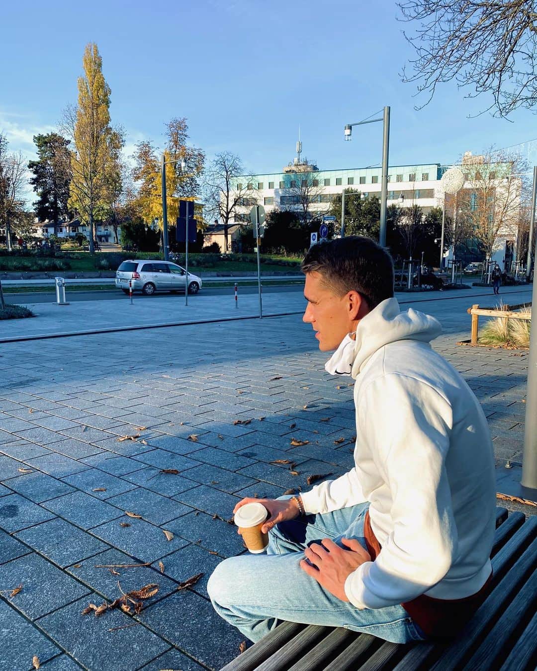 ニルス・ペテルセンのインスタグラム：「#FreiesWochenende #Herbst #SonneTanken #BleibtGesund #Freiburg #SCF #NP18」