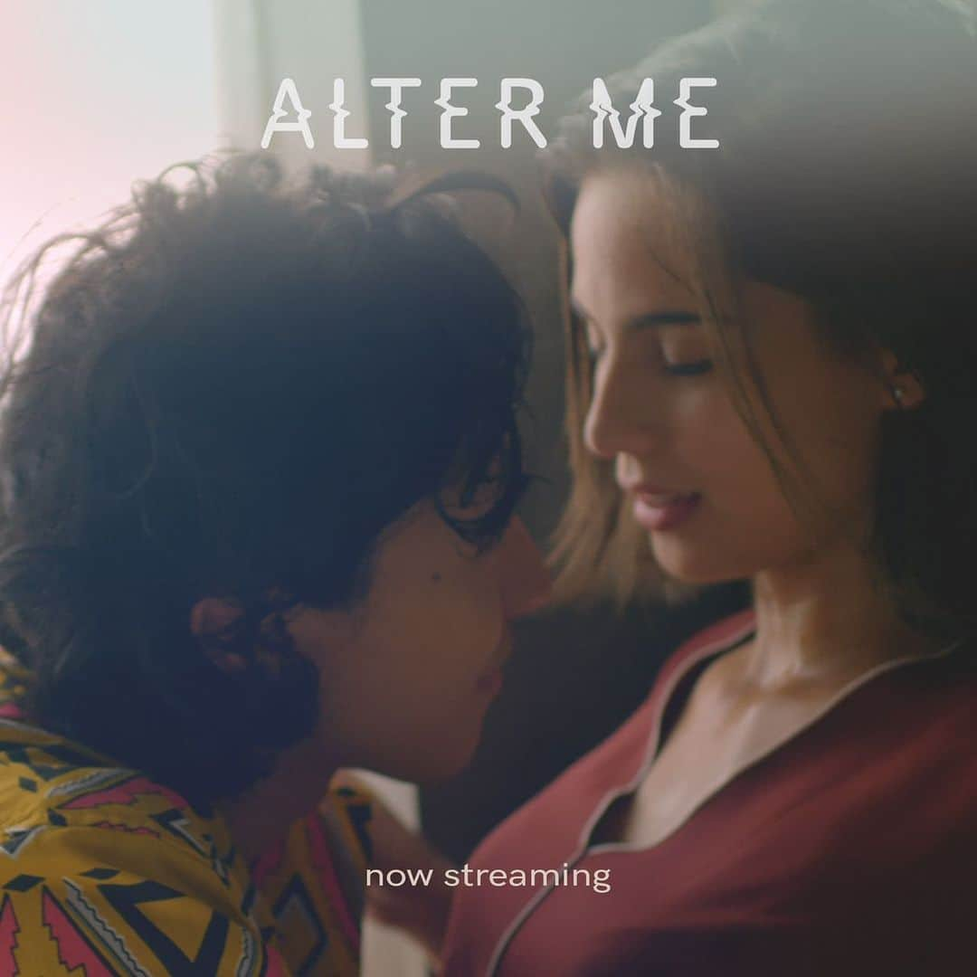 ポール・ソリアーノのインスタグラム：「Give in to your desires. 🔥 Watch Alter Me on @netflixph, now streaming across Asia!  #AlterMe #Love_ucks」