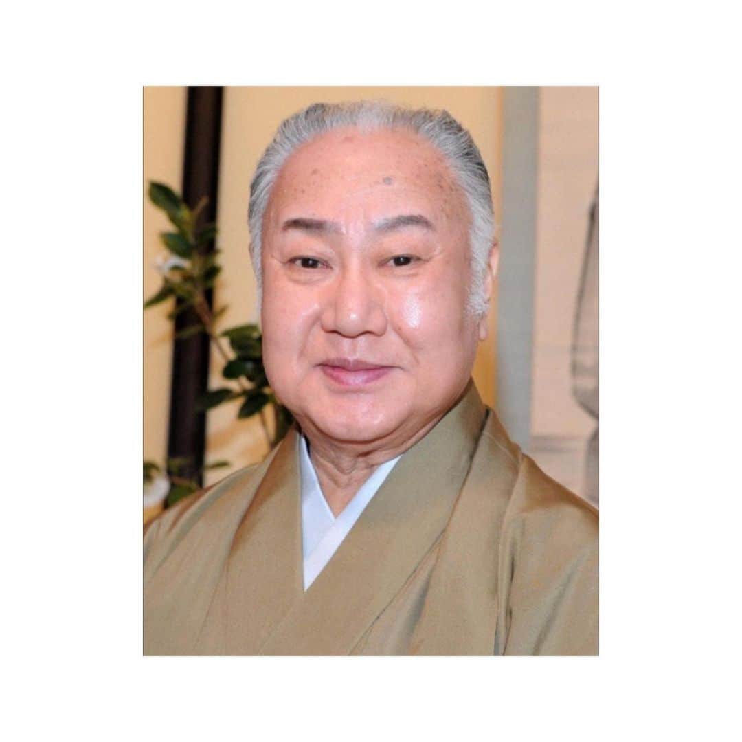 のインスタグラム：「. 10年近く前某雑誌で藤十郎さまの連載を担当していたんですが すごくやさしくて上品で粋でお肌つやつやで そしてものすごい色気に毎回圧倒されていました。 . 当時70代後半だったのかもですが、 着物の着こなしや佇まいの美しさは今も忘れられません。 . 京都の南座まで歌舞伎を見に行かせていただいたり、 とてもよくしていただいたことを思い出しました。 . ご冥福をお祈りいたします。 ありがとうございました。。。」