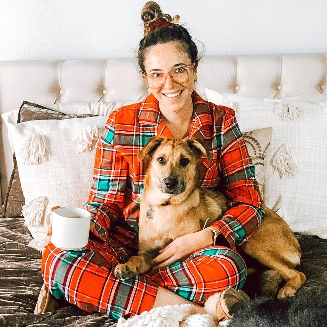 ロック&リパブリックさんのインスタグラム写真 - (ロック&リパブリックInstagram)「Warm, cozy and matching. The perfect way to celebrate National Family PJ Day. #Kohls」11月15日 2時05分 - kohls