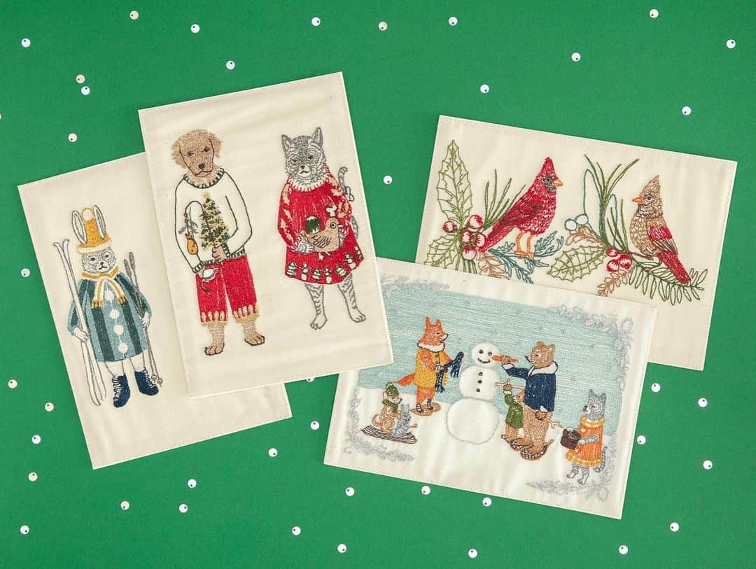 のインスタグラム：「‘Tis the season for holiday cards! Send an EXTRA special one to far-flung family and friends this year. Our stationery has an embroidered design on the front and paper stitched to the back, making them unique keepsakes for the holidays and beyond.  #coralandtusk #coralandtuskholiday #holidaycards #christmascards」
