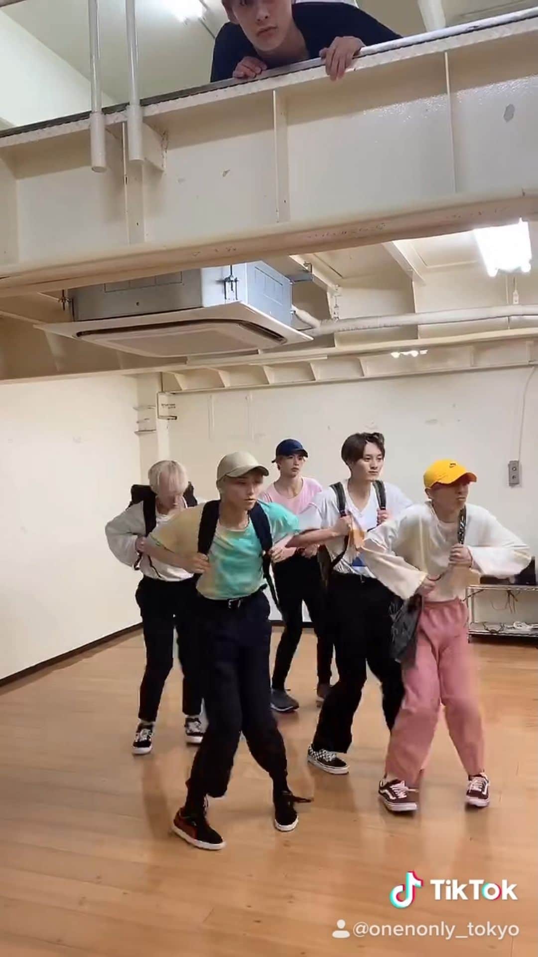 のインスタグラム：「We are ONE N' ONLY!🕺  TETTA,REI,EIKU,HAYATO,KENSHIN,NAOYA  follow me!! 😘🤙  #ONENONLY #ONO #ワンエン  #ワンエン #ONENONLY #ONO」