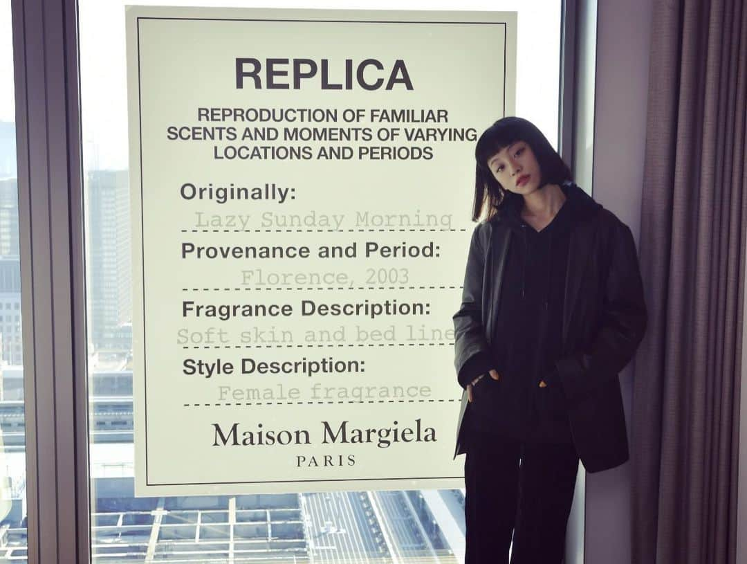 る鹿さんのインスタグラム写真 - (る鹿Instagram)「#masionmargiela  #REPLICA #lazysundaymorning  #fragrance Btw my favorite is coffee break☕️✨ How about yours?」11月15日 3時05分 - luluxinggg