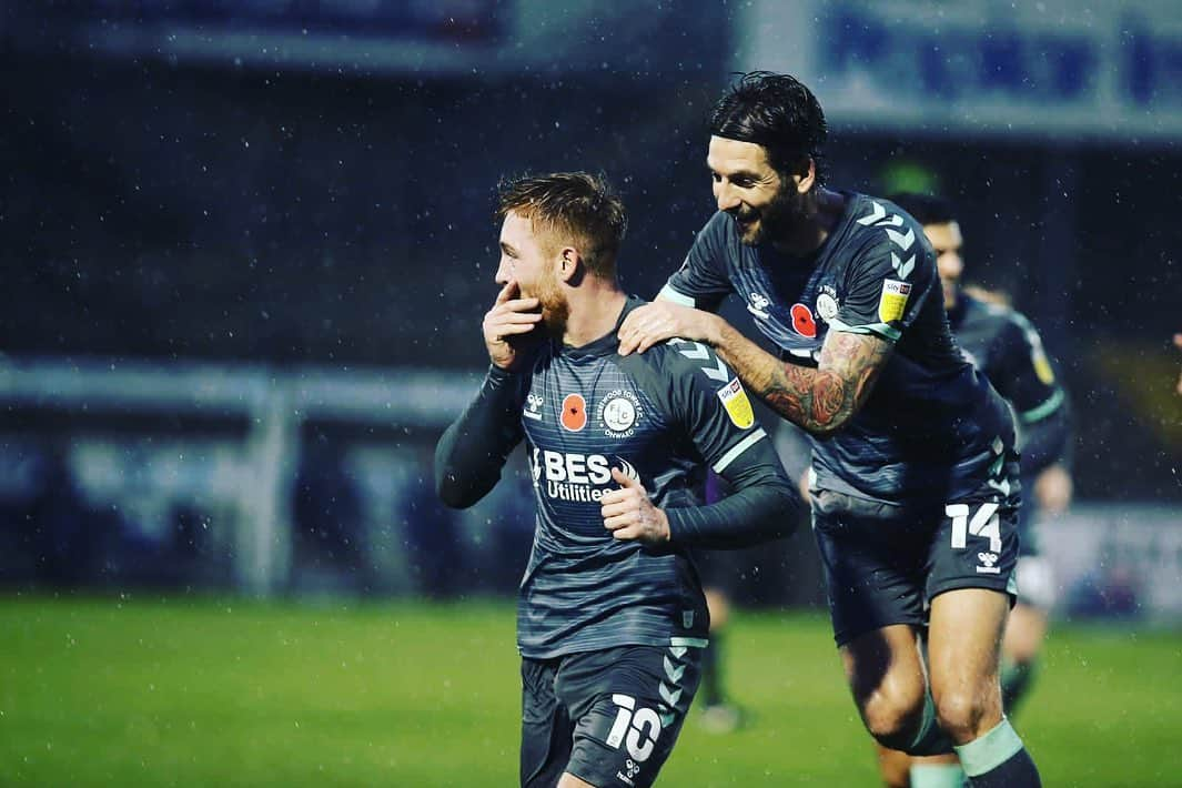 ジョーイ・バートンさんのインスタグラム写真 - (ジョーイ・バートンInstagram)「Tremendous away performance in difficult conditions. Two home games up next. @ftfcofficial #codarmy」11月15日 3時07分 - joey7bartonofficial