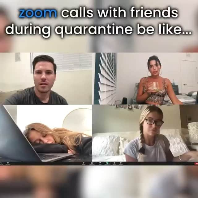 ソフィー・ターナーのインスタグラム：「Tag a friend who always falls alseep during zoom lectures 😂 creds: @ampmeapp - check them out its free!」