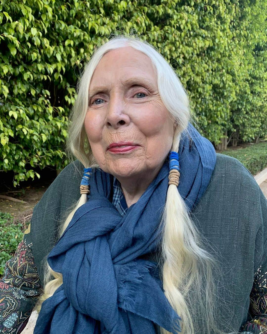 スラッシュさんのインスタグラム写真 - (スラッシュInstagram)「Happy belated Birthday #JoniMitchell iiii]; )'」11月15日 3時11分 - slash