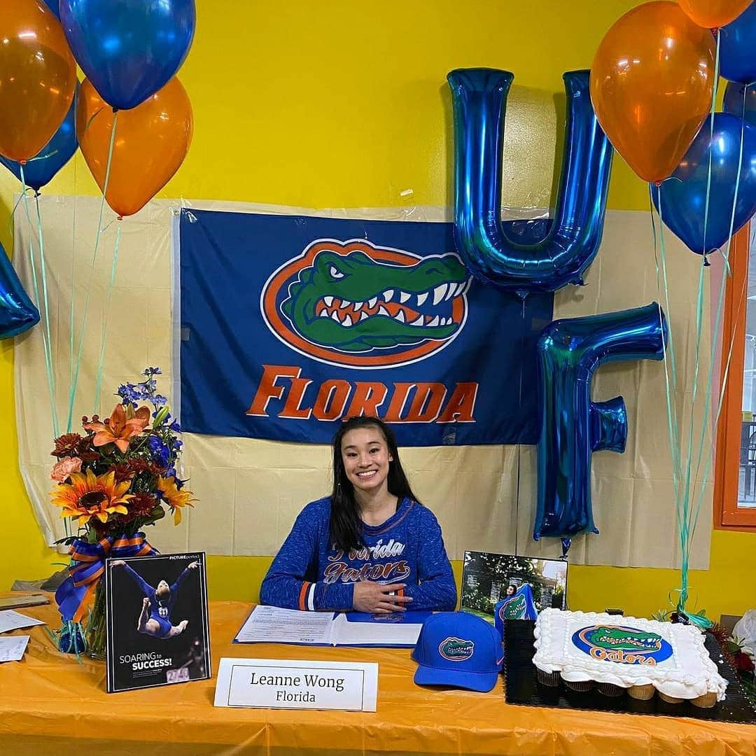 Inside Gymnasticsさんのインスタグラム写真 - (Inside GymnasticsInstagram)「Reposted from @leanne.wong_ I’m officially a FLORIDA GATOR!! I am so thankful for my coaches, family, teammates, and everyone out there that has supported me throughout this journey. There is still so much more to accomplish but, I can’t wait for the next chapter of my life! 💙🐊🧡 @gatorsgym @floridagators #gogators🐊 @gage.center」11月15日 3時37分 - insidegym