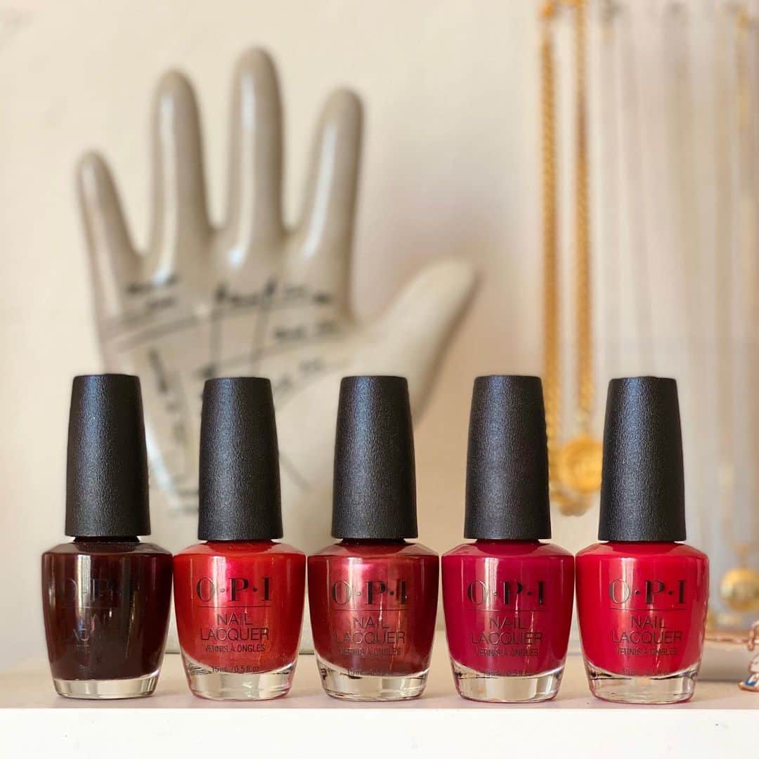 OPIさんのインスタグラム写真 - (OPIInstagram)「What is your favorite type of #OPI red? #Dark,  #Metallic, or #Classic?  Shades: #ComplimentaryWine, #GiveMeALidoKiss, #ImNotReallyAWaitress, #MalagaWine, and #BigAppleRed   #OPIObsessed #ColorIsTheAnswer #NOTD #NailSwag #NailsOfInstagram #NailsOnFleek #NailPolish #Nails #OPI #red #OPIred #rednails #redpolish」11月15日 4時14分 - opi