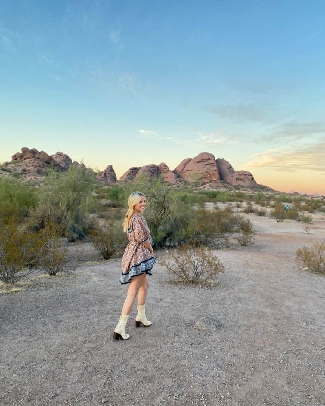 クレオベラのインスタグラム：「@kencrum taking her Gabrielle Mini out for a spin 💫」