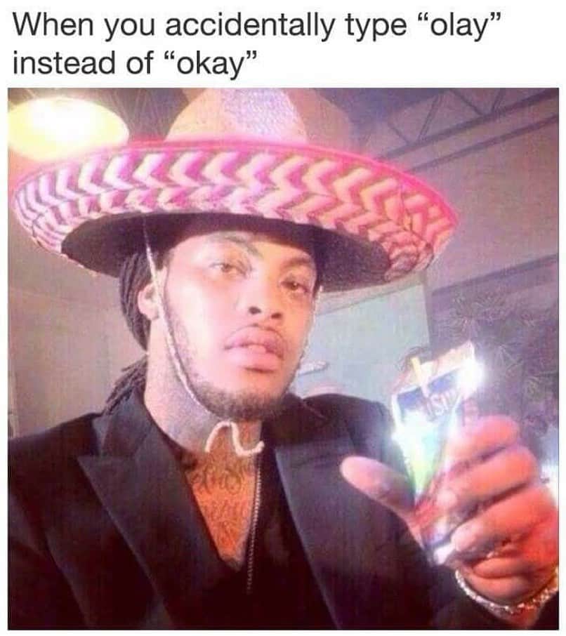 ワカ・フロッカ・フレイムのインスタグラム：「Autocorrect be like....😂🤣😅 #textingmemes」