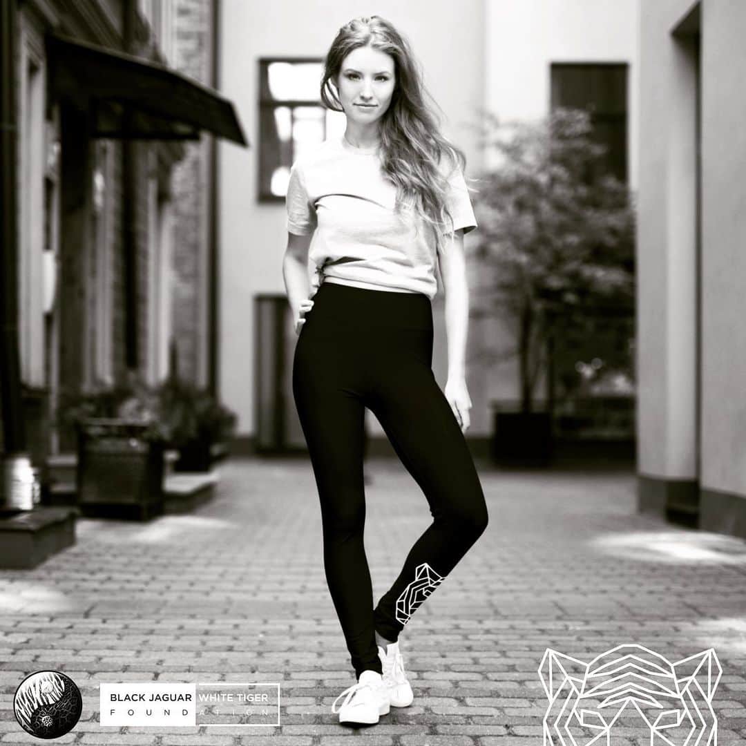 Black Jaguar-White Tiger さんのインスタグラム写真 - (Black Jaguar-White Tiger Instagram)「Check out our all new BLACK LABEL Collection! Thank you for your support! WWW.BJWTSHOP.COM」11月15日 4時40分 - blackjaguarwhitetiger