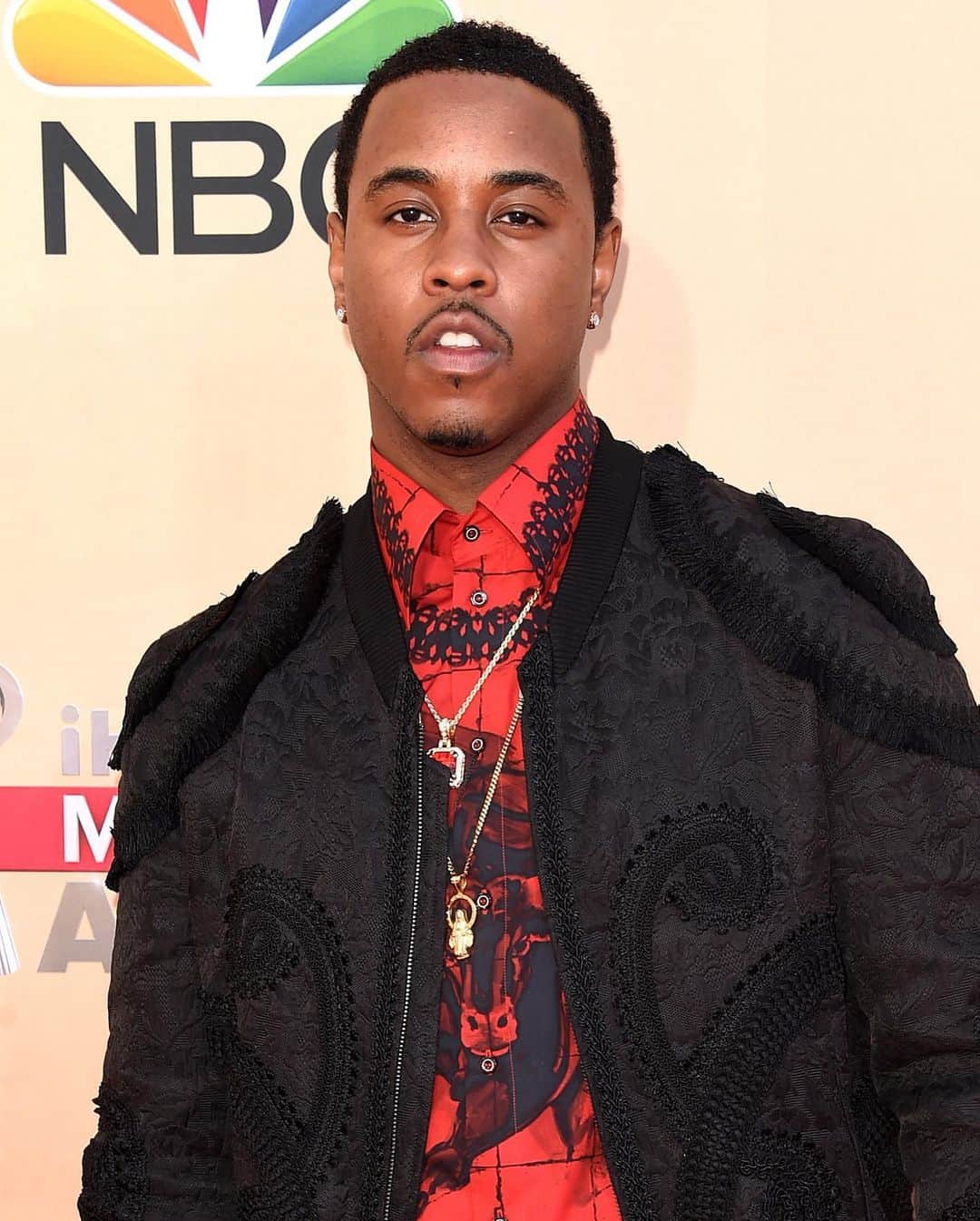 Just Jaredさんのインスタグラム写真 - (Just JaredInstagram)「Jeremih’s celeb friends are asking fans to pray for him right now as he battles an illness. Tap this photo at the LINK IN BIO for what we know so far, plus see what celebs are saying. #Jeremih Photos: Getty」11月15日 4時56分 - justjared