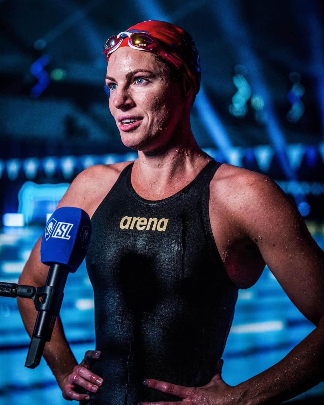 のインスタグラム：「⚡️ 50 shades of blue  📸 @minekasapoglu   #aquapower #isl2020 #energystandard #budapest #iswimleague #internationalswimmingleague #athlete #swimming」