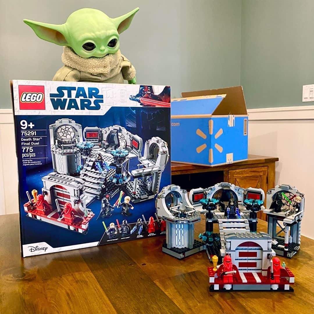Wal-Mart Stores, Incのインスタグラム：「You don’t need to be a force wielding Child to build this exclusive Star Wars LEGO set of the Final Duel from Return of the Jedi... but it doesn’t hurt.」