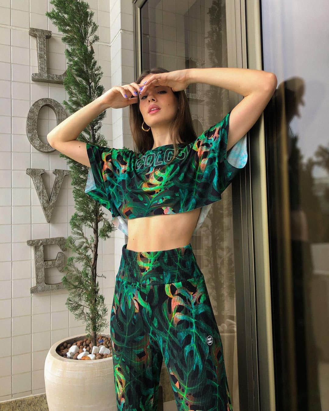 Camila Queirozのインスタグラム：「Saturday mood by @colccifitness 🌿💚」
