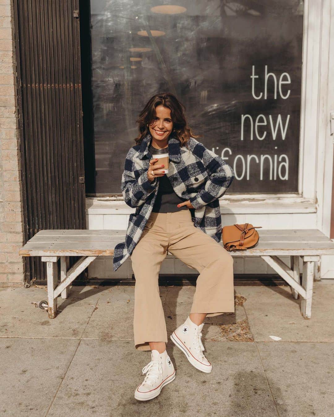 Collage Vintageのインスタグラム：「Saturday morning coffee time ☕️ (oh btw, new post on the blog! link in bio)」