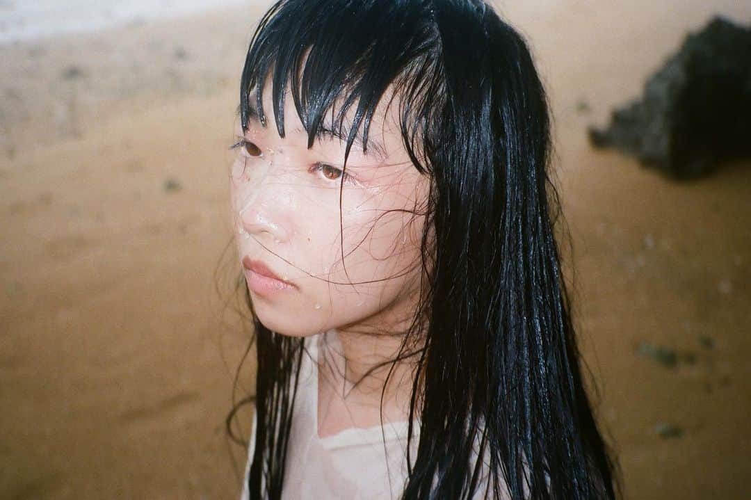 のインスタグラム：「﻿ Choe﻿ *13 Parfume d’étoiles﻿ ﻿ 📷 @tengoyola / @and_premium」
