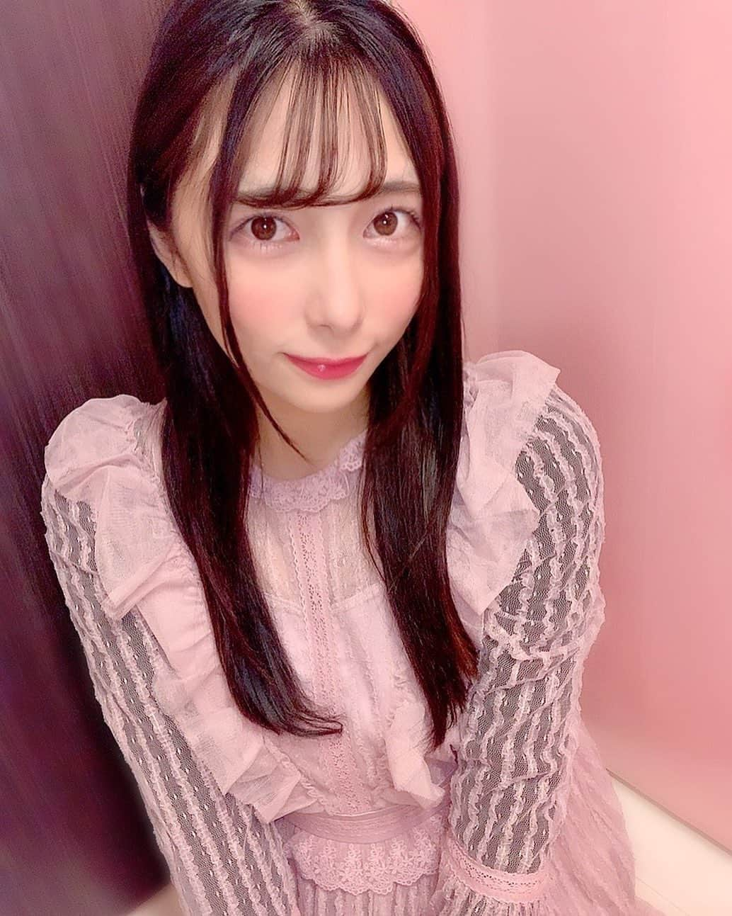 南沙羽さんのインスタグラム写真 - (南沙羽Instagram)「おはよぉ〜🎀🍒 . . . #お洒落 #かわいい #ファッション  #コーデ #fashion #fashiongram #outfit  #かわいい女の子 #自撮り女子 #セルフィー  #量産型 #量産型コーデ #量産型メイク  #ハニーサロン #honeysalon  #instagood #instalike #instafood #instafashion #japanesegirl  #フォロー #フォローミー #follow #followｍe」11月15日 7時20分 - sawaminagram