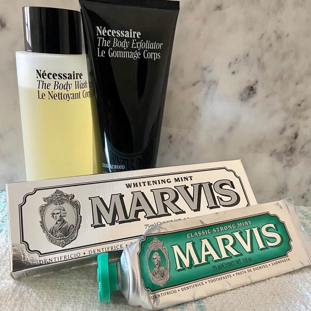 Marvis®️ Official Partnerさんのインスタグラム写真 - (Marvis®️ Official PartnerInstagram)「Shower Motivation from @skinblass✨」11月15日 8時15分 - marvis_usa