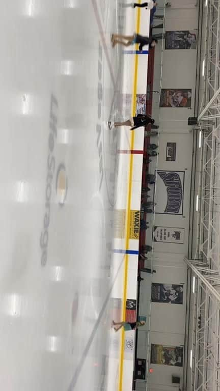 ダニエル・サモーヒンのインスタグラム：「Figure skating」