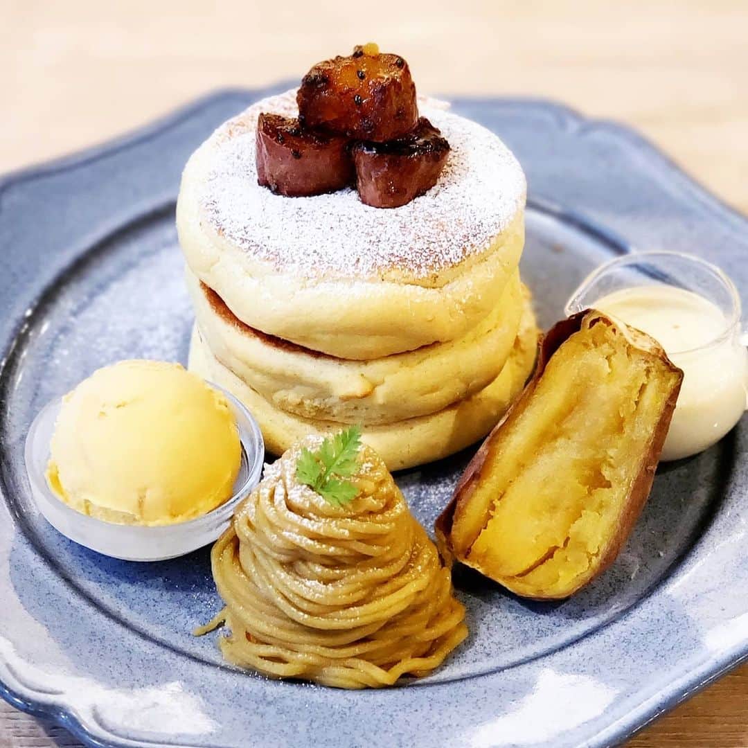 ミスター黒猫（黒猫仙人）のグルメインスタ