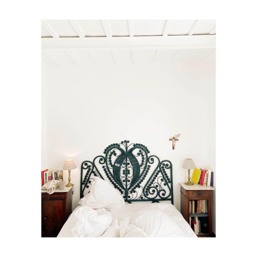 ギャランス・ドレのインスタグラム：「Sunday mornings 🤍 . . . @couventdepozzo」