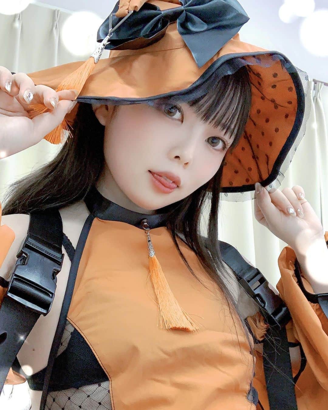 柳葉ころんさんのインスタグラム写真 - (柳葉ころんInstagram)「ナゴコスおつかれさまでちた #ナゴコス #cosplayer  #japanesegirl」11月15日 19時29分 - koronsuiclinic