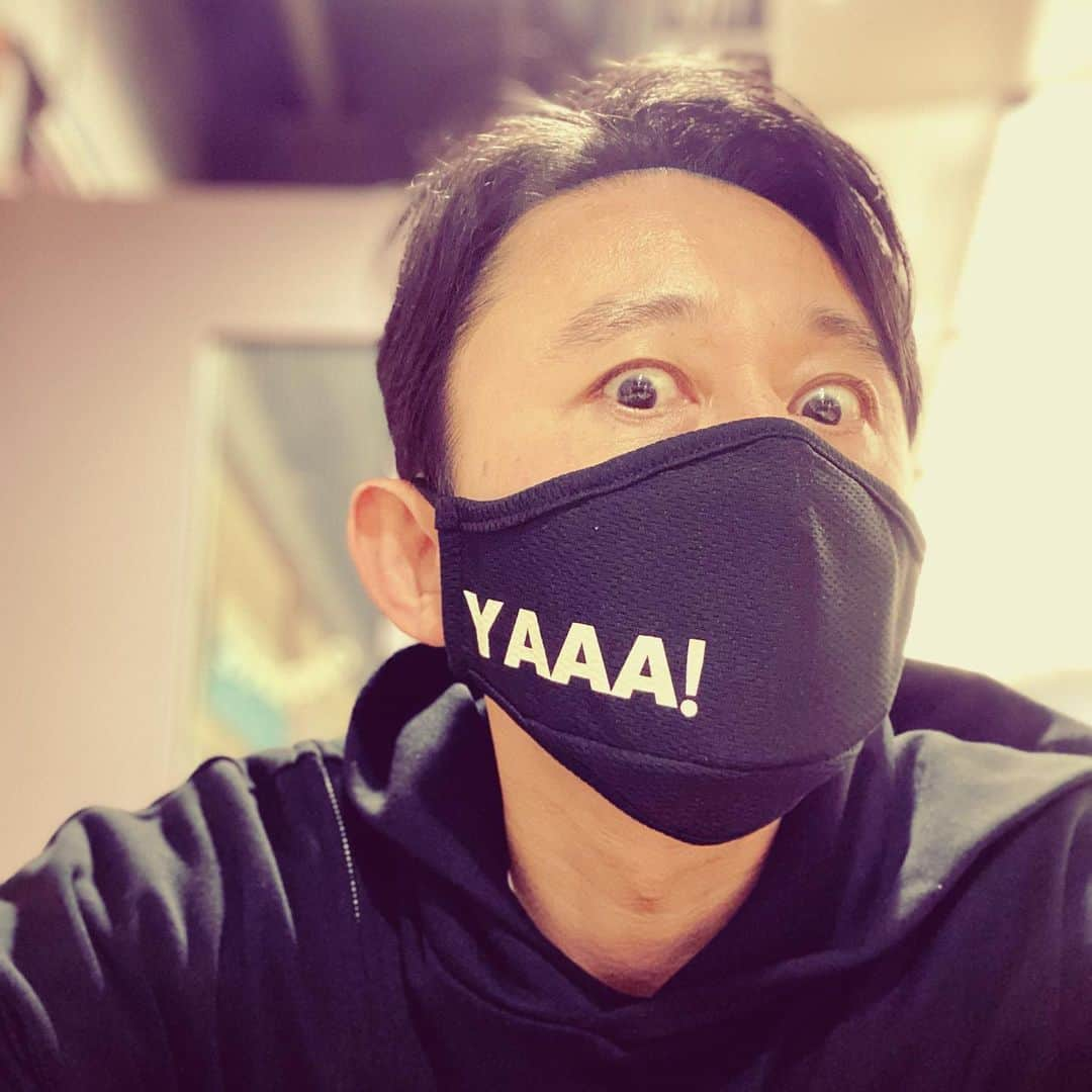 有吉弘行さんのインスタグラム写真 - (有吉弘行Instagram)「ジモンマスク。」11月15日 19時35分 - ariyoshihiroiki