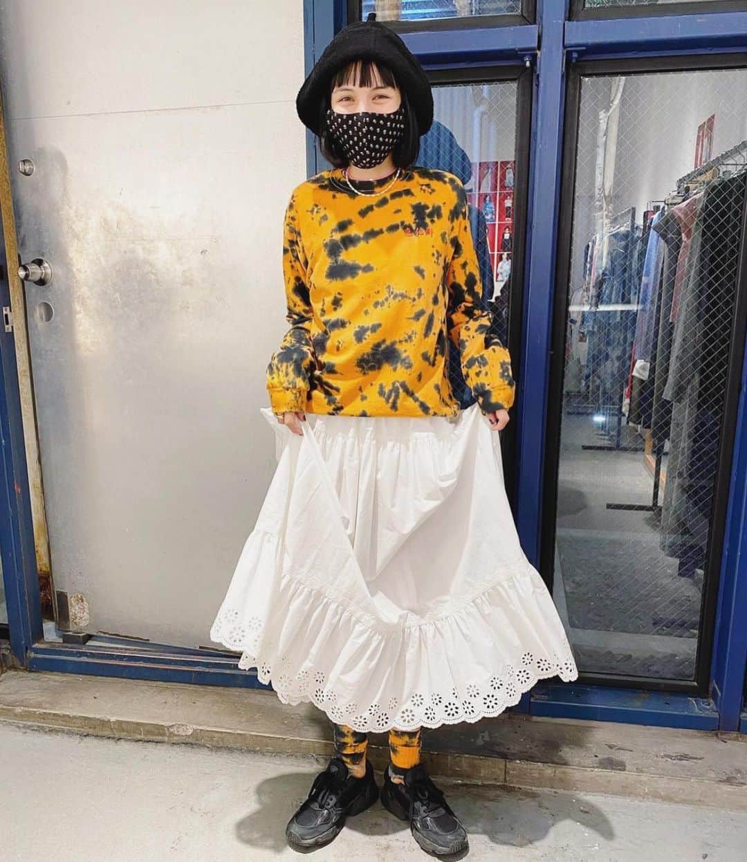 紗羅マリーさんのインスタグラム写真 - (紗羅マリーInstagram)「@irojikake 2021ssの展示会に来てくれた皆様本当にありがとうございました🥰 LOOKはブランドの方のアカウントに後日載せます🔥  irojikakeの服を着たら、 日々のハッピーを少しだけでも増やせるよう、着心地やカラーを いつも考えてるのが私の幸せでもある🐣🦋 お家でも、お外でも。 仲良くしてくれたら嬉しいです🧡 この日の私のコーディネートは 虎の子🐯笑」11月15日 19時41分 - saramary12