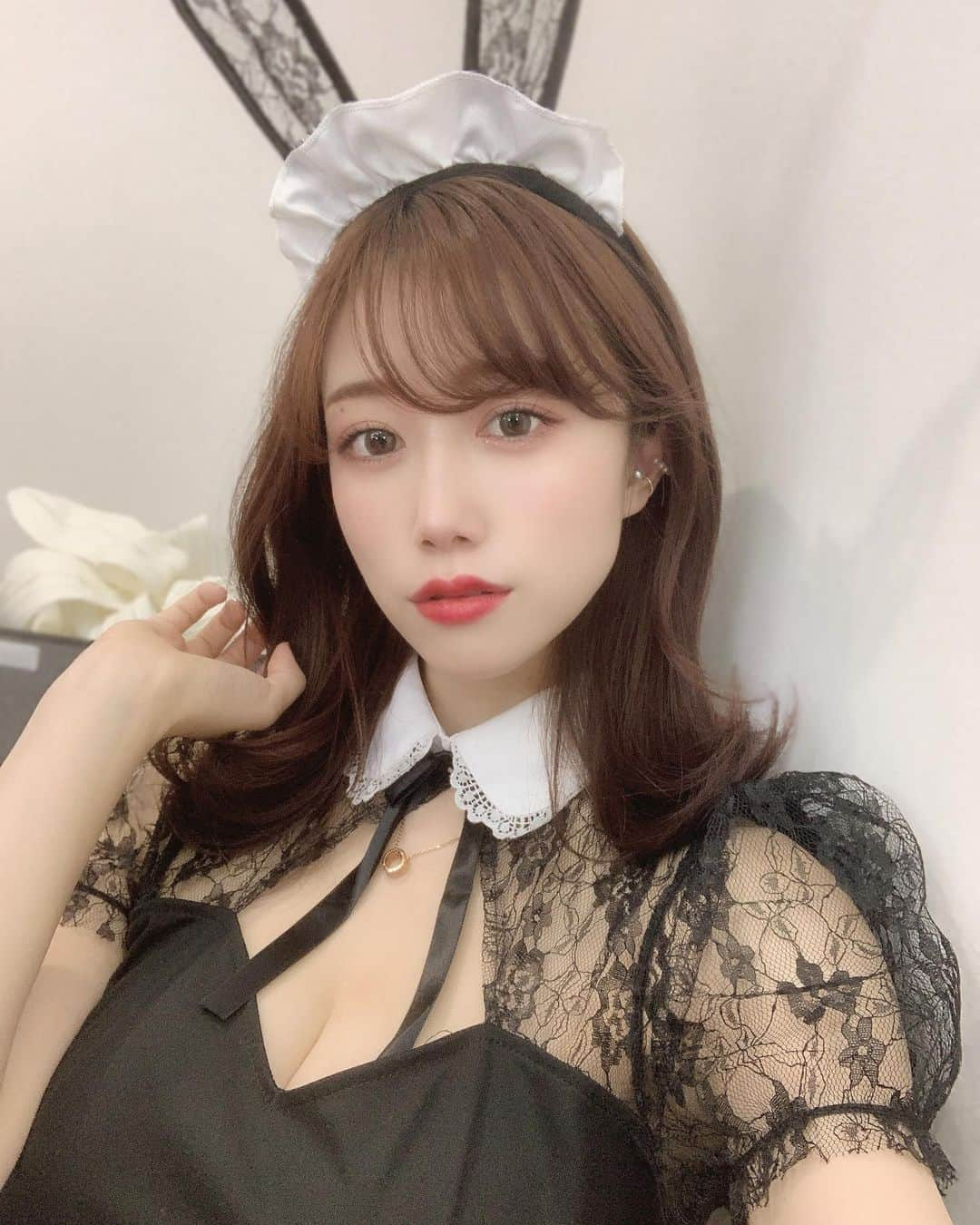 小湊優香さんのインスタグラム写真 - (小湊優香Instagram)「働かないメイドです🐰💓  #バニーメイド #bunnygirl #bunnymaid #ビジョビ @b_b_j.j   #selfie #自撮り  #좋아요반사 #뷰티스타그램 #얼스타그램 #イベントコンパニオン #レースクイーン #撮影会モデル #サロンモデル #インフルエンサー #model #portrait #グラビア #セクシー #色気 #撮影しま専科 #japanesegirl #love  #instagood #cosplayer #anime  #followｍe #フォロワー募集中」11月15日 11時17分 - y.miranic