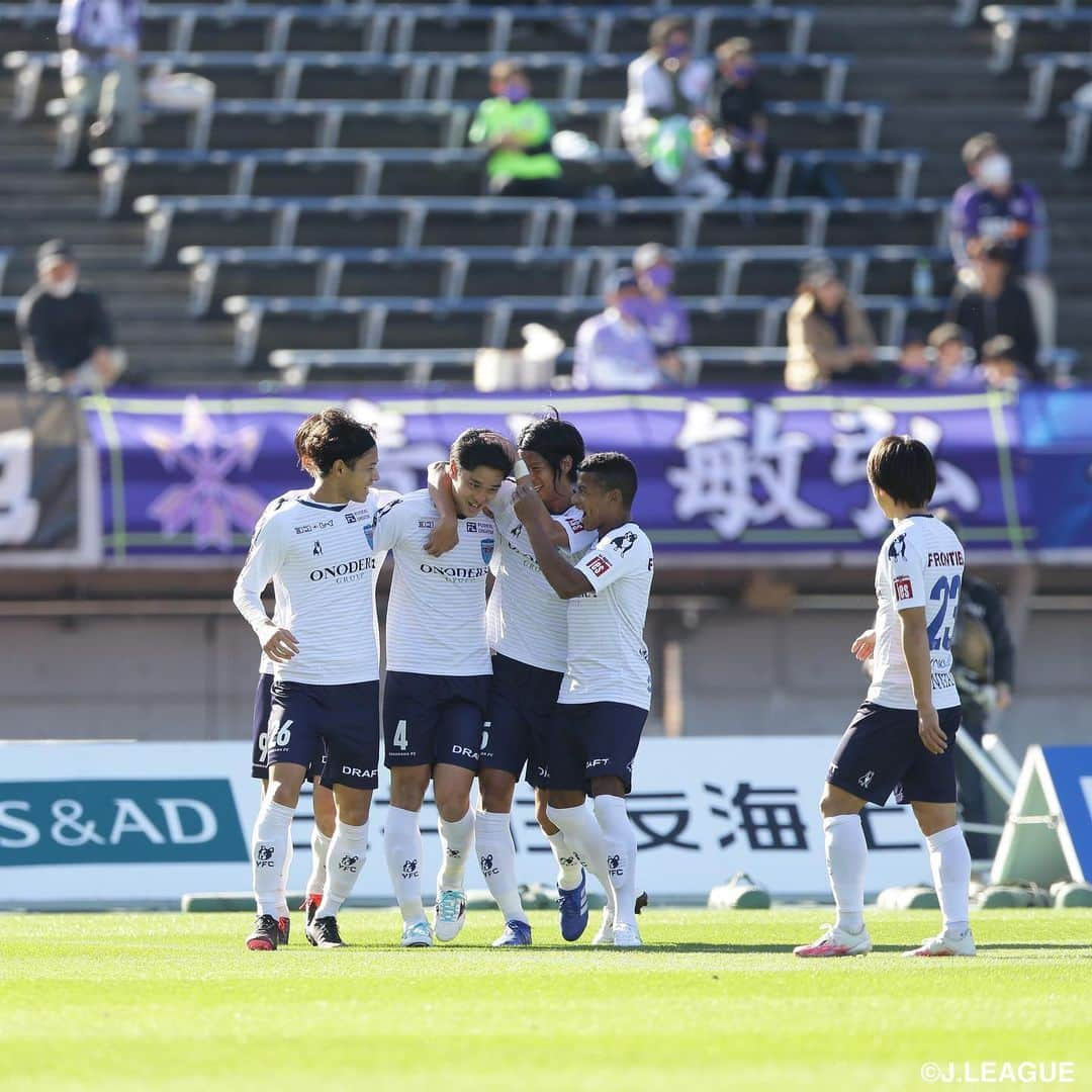 横浜FCさんのインスタグラム写真 - (横浜FCInstagram)「- 2020/11/14 vs SANFRECCE HIROSHIMA - #yokohamafc #横浜FC #RECORDTHEBLUE #JLEAGUE #Jリーグ」11月15日 11時17分 - yokohamafc_official