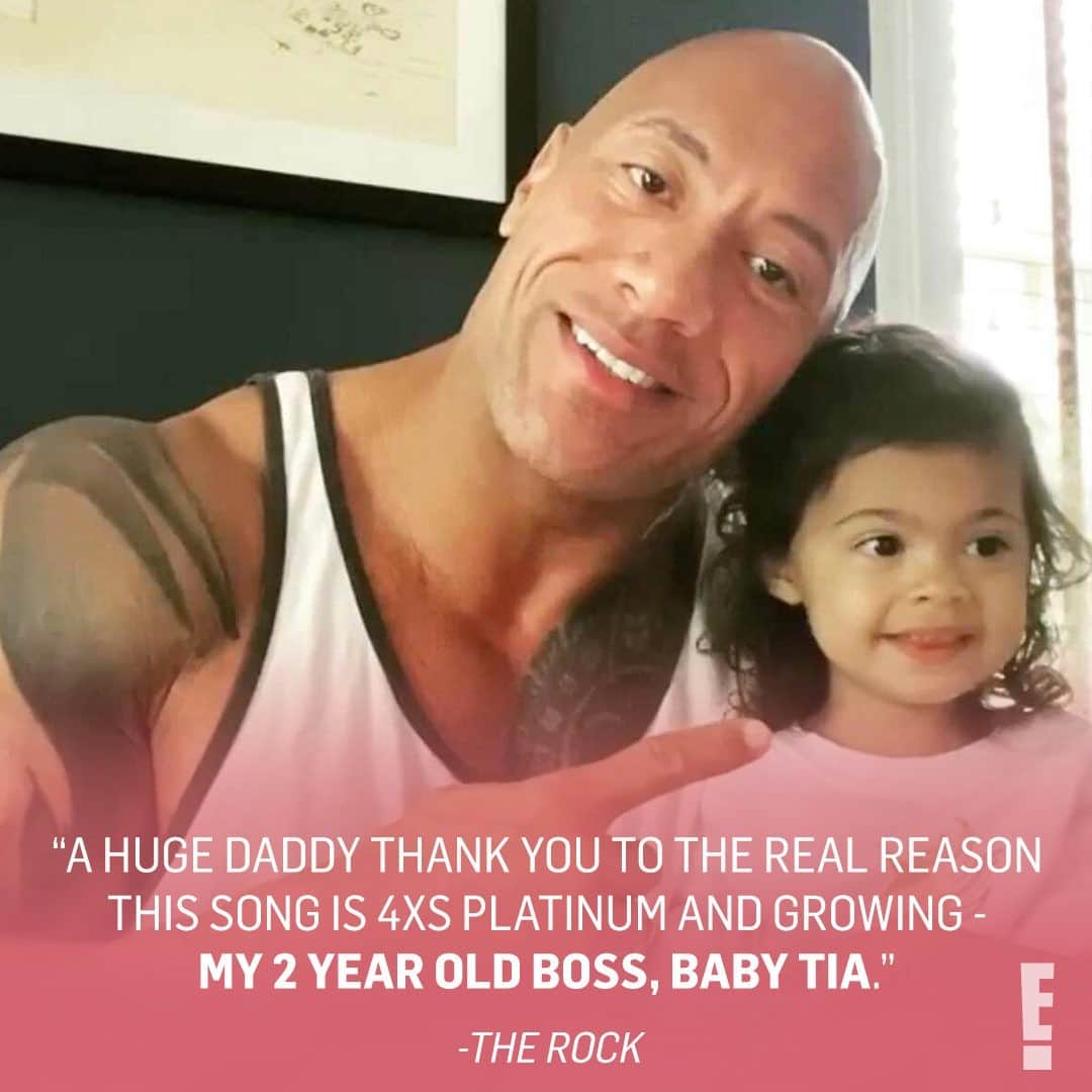 E! Onlineさんのインスタグラム写真 - (E! OnlineInstagram)「"You're Welcome" reached a big milestone thanks to Tia. 💗 (📷: @therock)」11月15日 11時30分 - enews