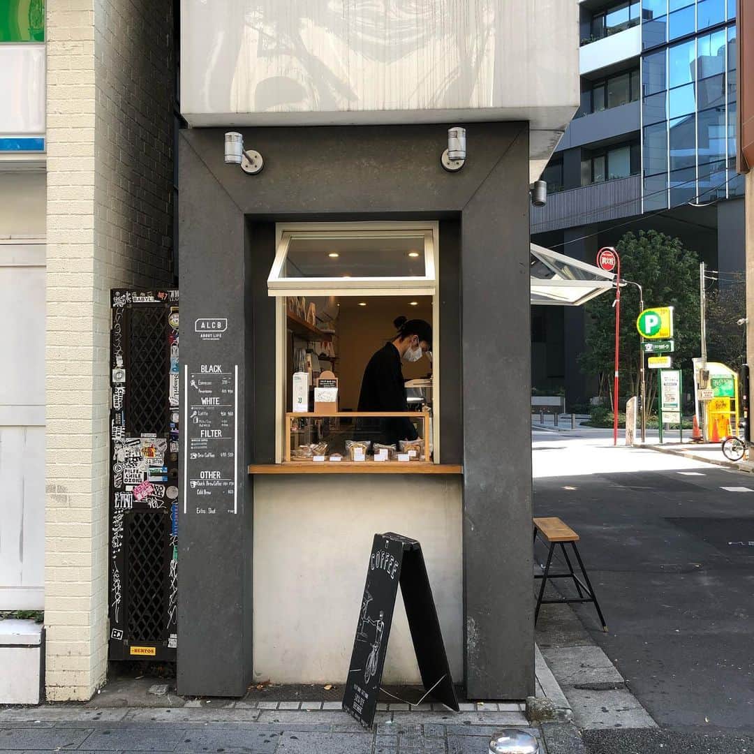 ABOUT LIFE COFFEE BREWERSのグルメインスタ