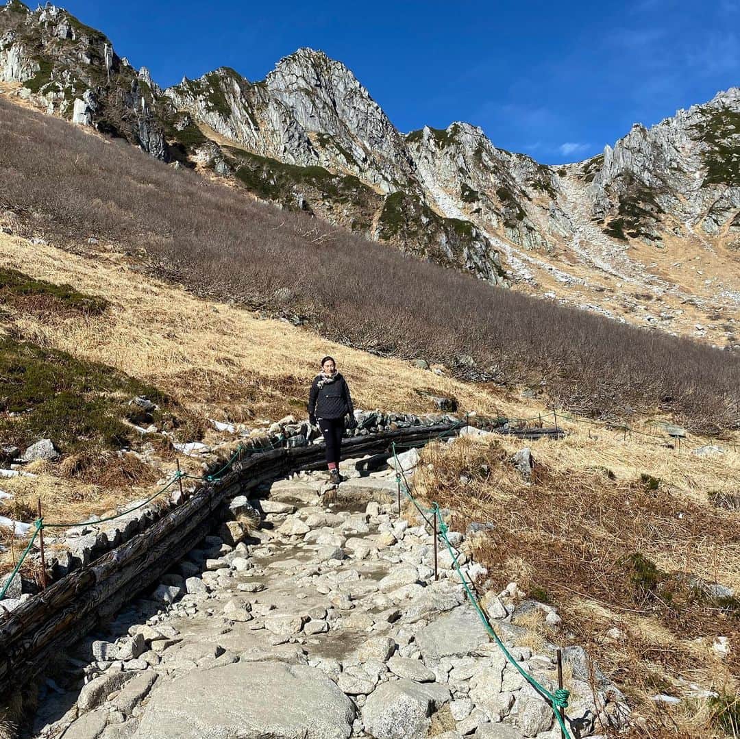 岡田美里さんのインスタグラム写真 - (岡田美里Instagram)「今から駒ヶ岳に登ります！」11月15日 12時06分 - millieokada