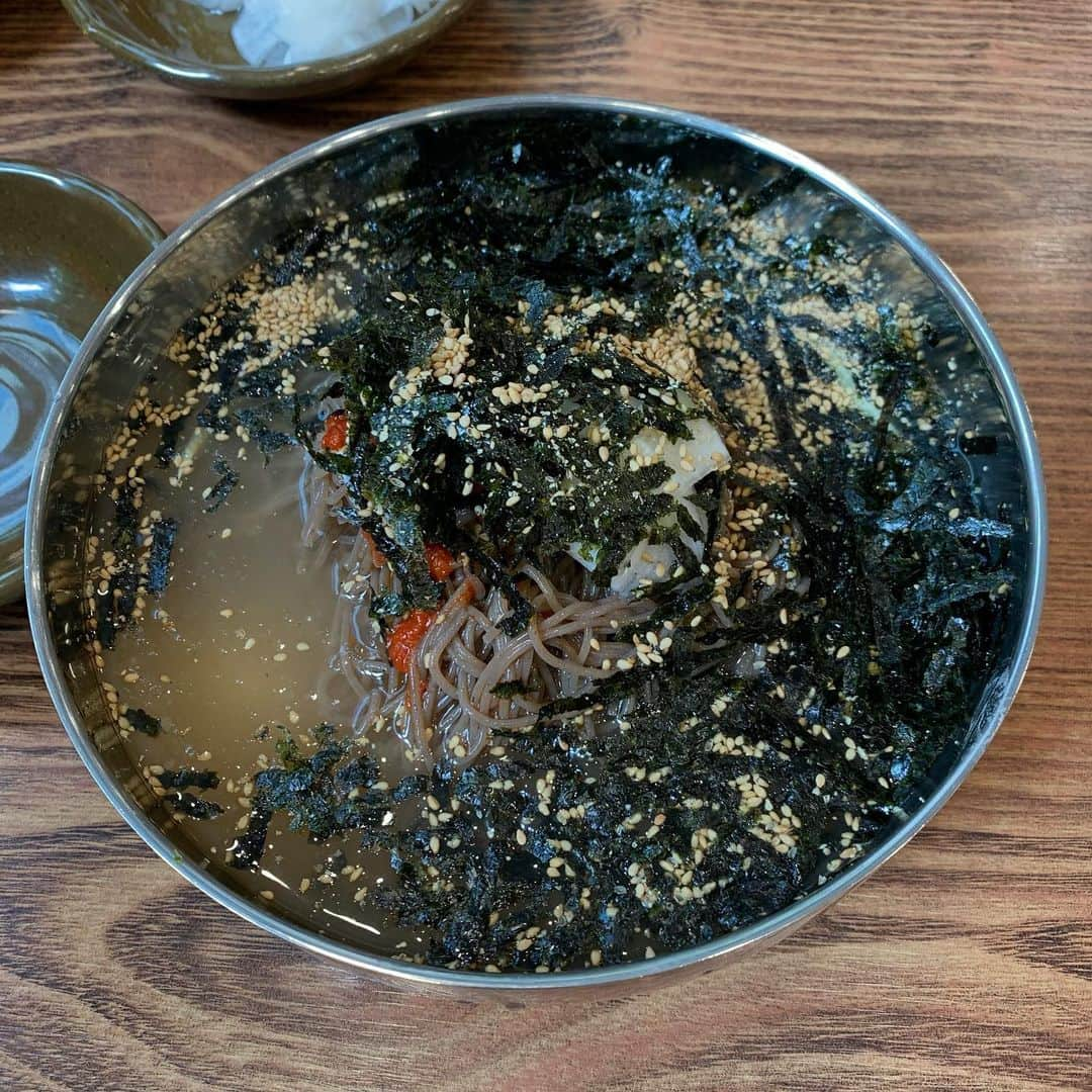 リュ・ヘヨンさんのインスタグラム写真 - (リュ・ヘヨンInstagram)「첫 입보다 마지막 한입이 더 맛있으면 찐 맛집」11月15日 12時07分 - ryuniverse328