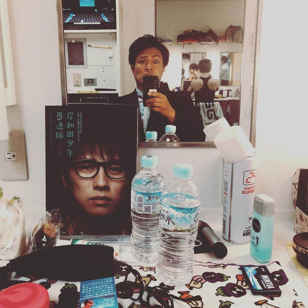 瀬下豊さんのインスタグラム写真 - (瀬下豊Instagram)「岸和田少年愚連隊2020秋の陣 2日目準備万端！！  熱い心を思い出させてくれる、ええ舞台なので見に来てください！ #岸和田少年愚連隊  #天竺鼠瀬下」11月15日 12時33分 - tjkseshita