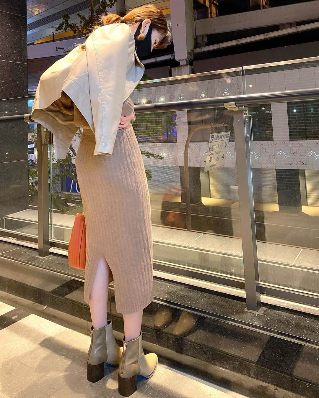 薬師寺美菜子さんのインスタグラム写真 - (薬師寺美菜子Instagram)「▷▶ . #みなこーで . 昨日暖かかったから やっとセットアップ着れた。♡ . . #ootd#code#コーデ#fashion#ファッション #ママコーデ#ママファッション#ママスタグラム」11月15日 12時41分 - minachun_s2