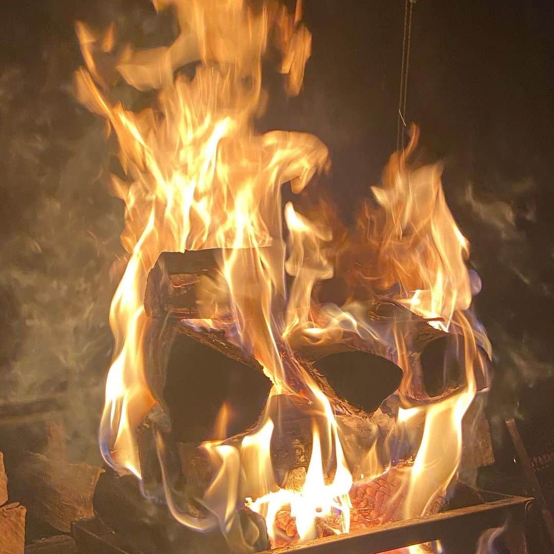 Bunta さんのインスタグラム写真 - (Bunta Instagram)「🔥🔥🔥🔥🔥 #焚き火」11月15日 14時18分 - buntatf