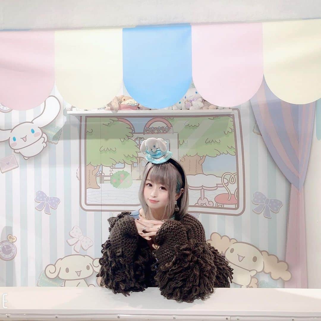 前田のののインスタグラム：「サンリオピューロランドに 麻里梨夏ちゃんと行ってきたょ〜◡̈*.。 癒されたあー…♡  #前田のの  #av女優  #ストリッパー  #ストリップ劇場  #浅草ロック座  #サンリオピューロランド」