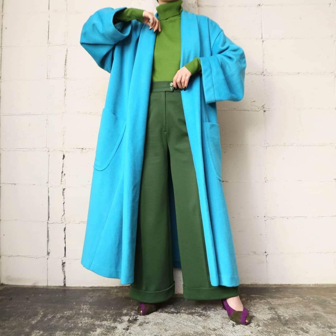 吉祥寺 古着屋 Orfeoさんのインスタグラム写真 - (吉祥寺 古着屋 OrfeoInstagram)「. "GIANFRANCO FERRE"  Shawl Collar Long Coat  #orfeo #kichijoji #tokyo #vintage #used #fashion #coordinate #outfit  お問い合わせはインスタグラムのプロフィール掲載のメールアドレスにお願いいたします。コメント、DMでのお問い合わせは受け付けておりませんのでご了承ください。 ONLINE SHOPの商品も店頭にてご購入頂けます。気になる商品がございましたらスタッフにお声掛けください。  新型コロナウィルス感染拡大防止策を徹底した上で営業をしております。マスクの着用、入店時にアルコールでの消毒をお願いいたします。」11月15日 14時47分 - orfeokichijoji